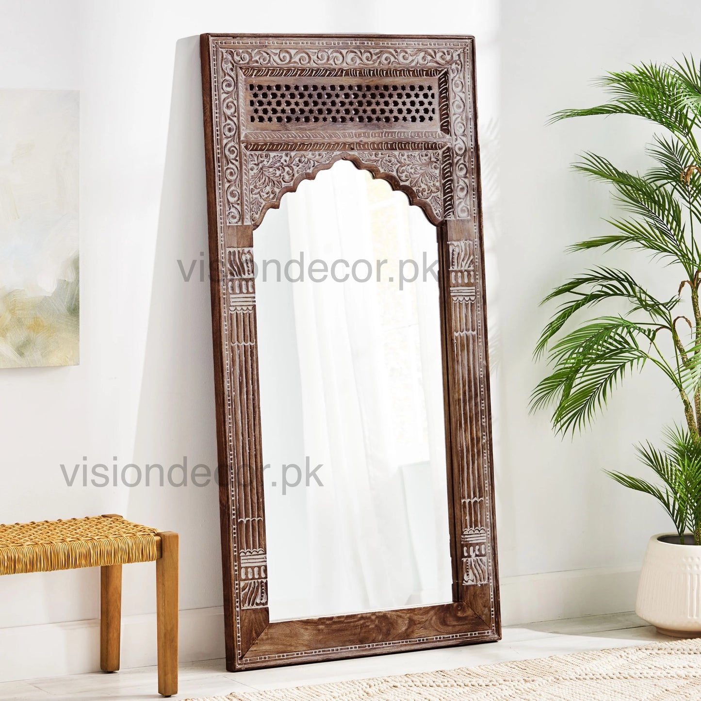 Carved Wooden Arch Floor Mirror – Full-Length Standing Mirror