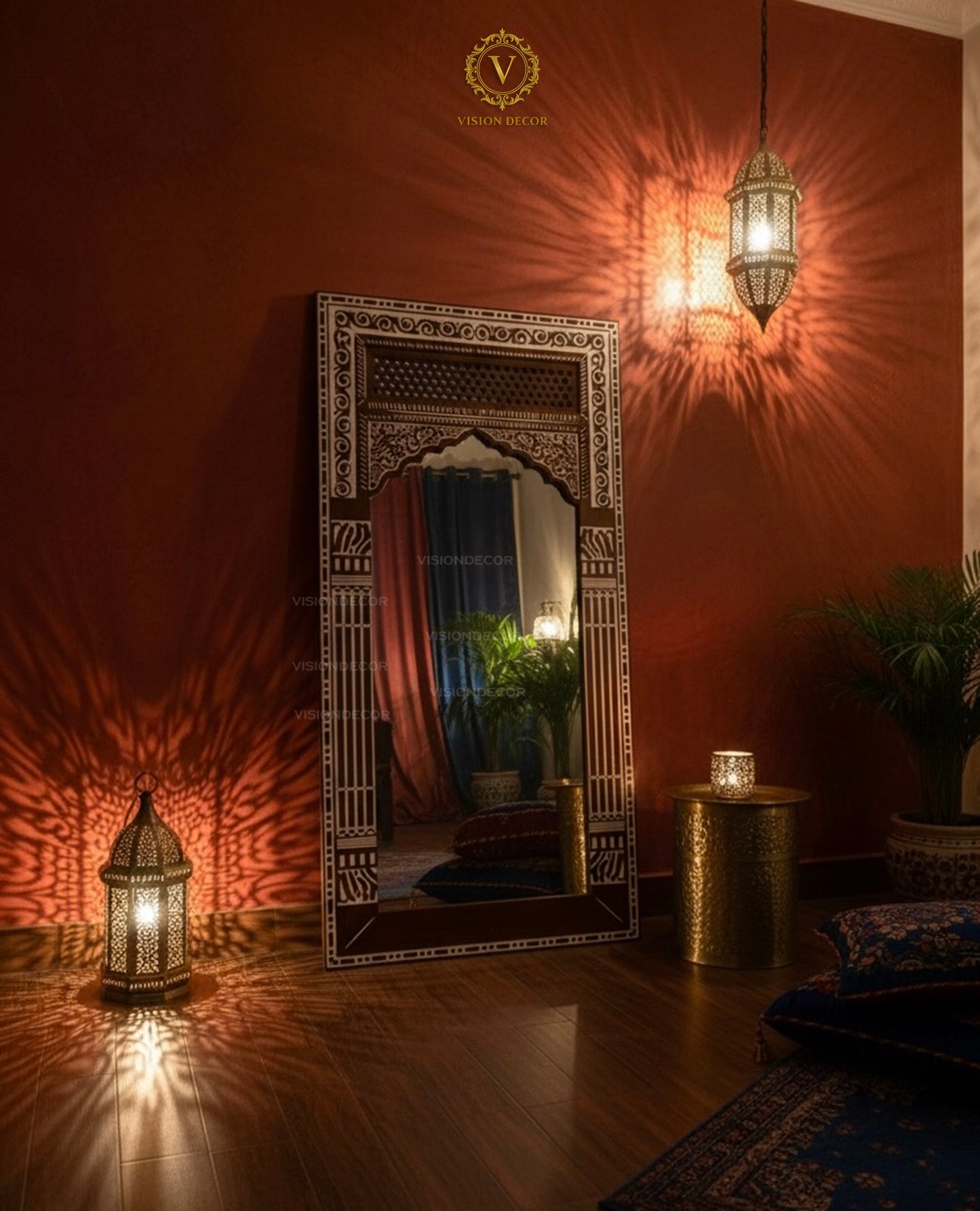 Carved Wooden Arch Floor Mirror – Full-Length Standing Mirror